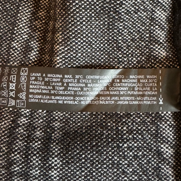 CLOSET CLEAR OUT: NWOT Oversized Zara Knit Coat - Picture 10 of 10